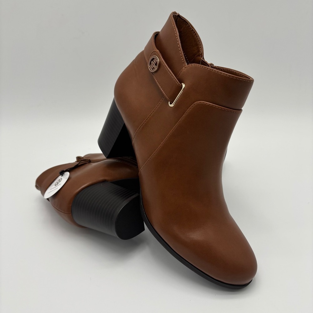 Giani Bernini Womens Brown Memory Foam  Heel Ankle Booties Size 11 NEW with tags